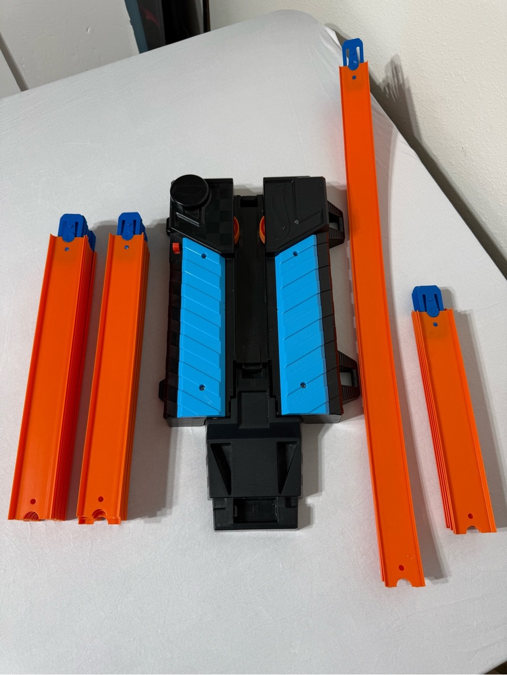 Hot Wheels Motorized Booster Launcher Mattel Tested + 2 24”, 5 9” , & 18 12” Pcs